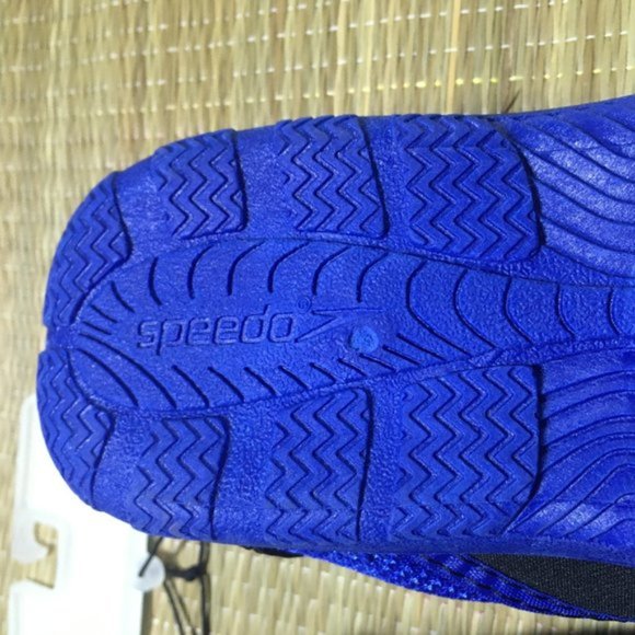 Speedo Junior Water Shoes - Size L (4-5) - Picture 9 of 11